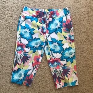 Capri pants floral
